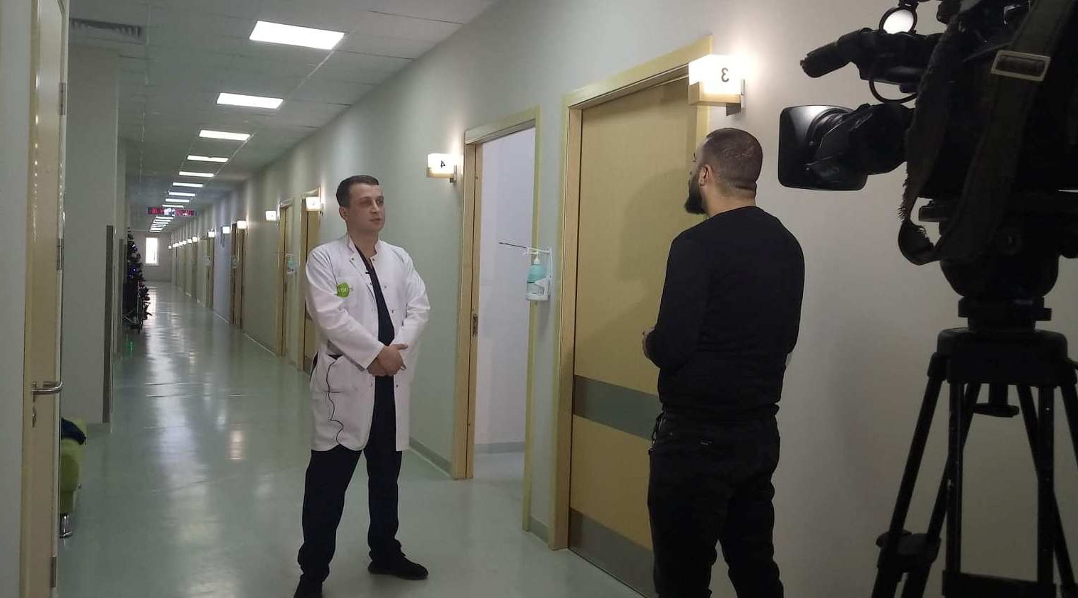 რა იწვევს ღვიძლის დაავადებებს, როგორ კეთდება მისი გადანერგვის ოპერაცია და რა რისკები ახლავს პროცესს